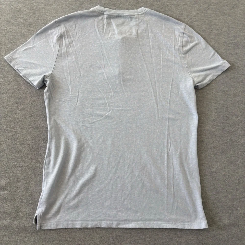 Banana Republic Mens Quick Dry Henley Shirt Light Blue Heathered Short Sleeve L
